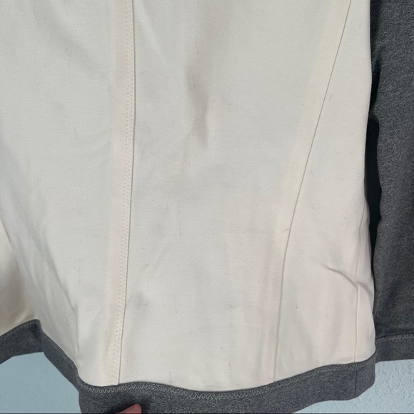 St John Colorblock Full Zip Blazer - Picture 10 of 12